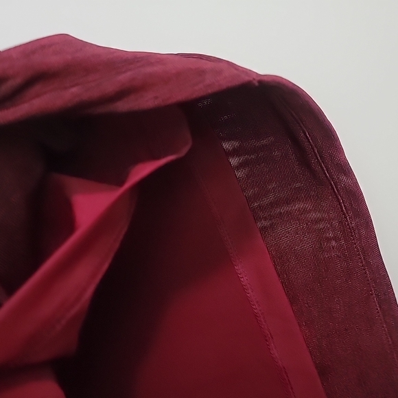 WHBM Metallic Ruby 3/4 Dolan Sleeve Dress - Picture 6 of 16